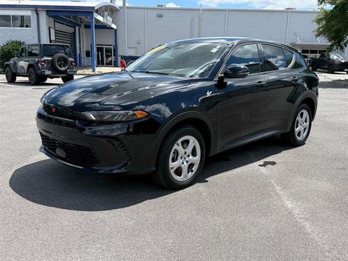 Certified 2025 Dodge Hornet GT w/ Cold Weather Group image 7