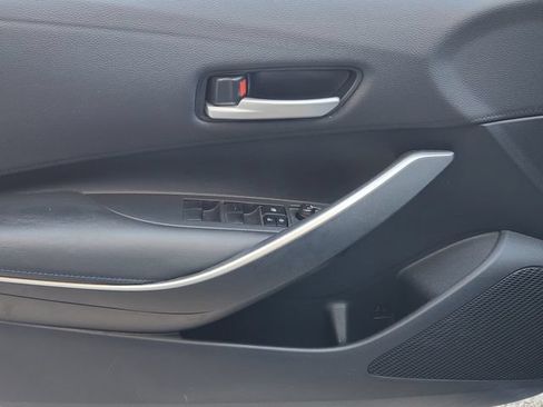 Used 2020 Toyota Corolla SE FWD image 23