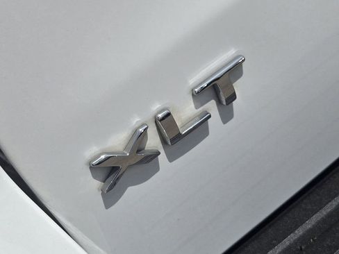 Used 2024 Ford Expedition XLT RWD image 9