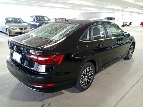 Used 2021 Volkswagen Jetta FWD image 5