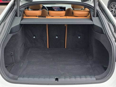 Used 2023 BMW i4 eDrive40 w/ Premium Package RWD image 15
