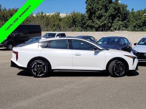 New 2025 Kia K4 GT-Line w/ GT-Line Premium Package image 3