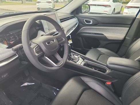 Used 2022 Jeep Compass Latitude AWD/4WD image 9