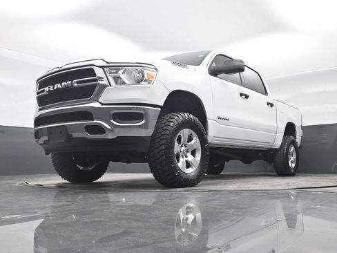 Used 2019 RAM 1500 Tradesman w/ SXT Appearance Group AWD/4WD image 25