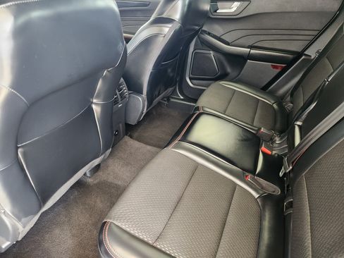 Used 2025 Ford Escape ST-Line FWD image 31