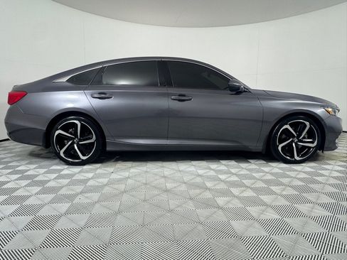 Used 2020 Honda Accord Sport image 4