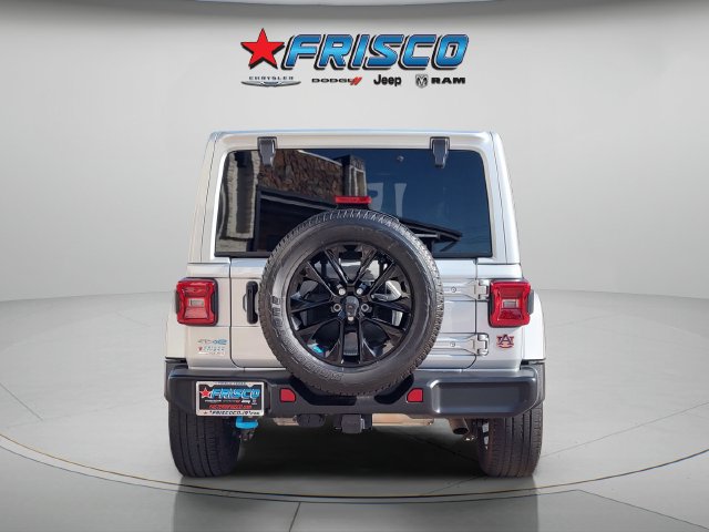 Used 2023 Jeep Wrangler Unlimited Sahara w/ Cold Weather Group AWD/4WD image 6