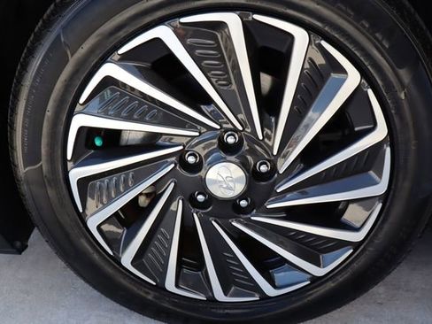 Used 2023 Hyundai Sonata SEL image 42