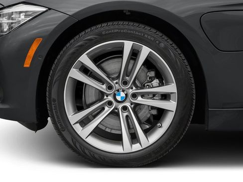 Used 2017 BMW 330e RWD image 11