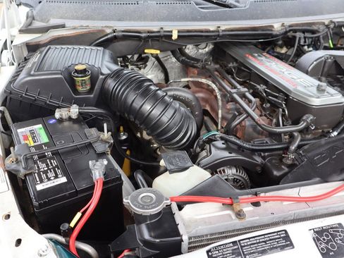 Used 1997 Dodge Ram 3500 Truck ST image 34