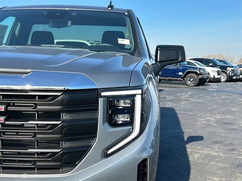 New 2026 GMC Sierra 1500 Pro w/ Pro Value Package image 10