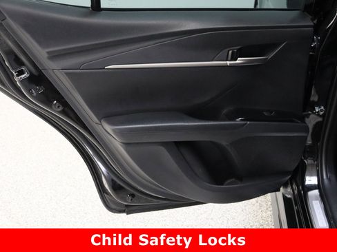 Used 2026 Toyota Camry SE w/ Multimedia Upgrade Package image 27