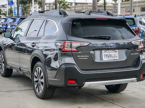 Used 2025 Subaru Outback Limited w/ Tech Package 3 image 7