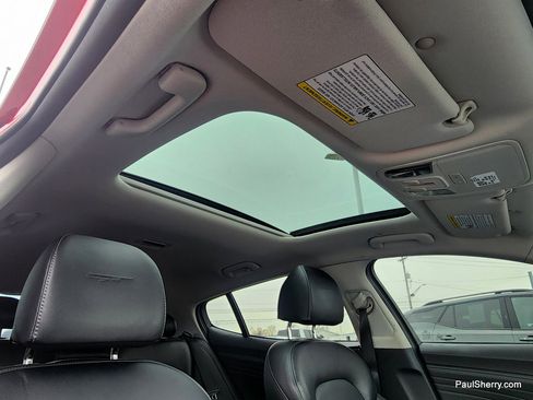 Used 2022 Kia Stinger GT2 image 4