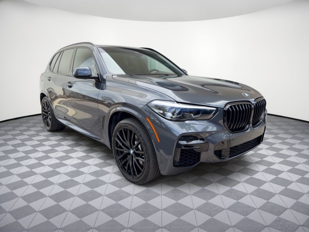 Used 2022 BMW X5 sDrive40i w/ M Sport Package RWD image 7