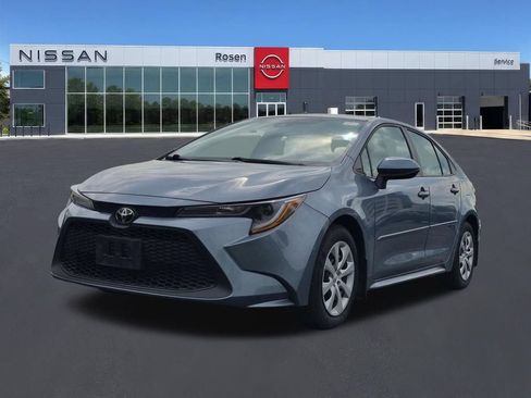 Used 2022 Toyota Corolla LE FWD image 7