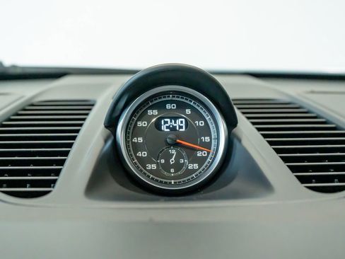 Certified 2016 Porsche 911 Carrera S RWD image 19