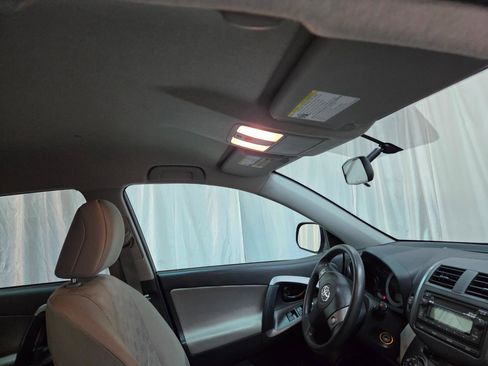 Used 2012 Toyota RAV4 4WD w/ Value Pkg image 23