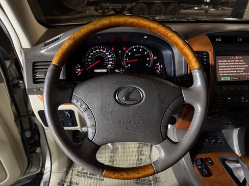 Used 2004 Lexus GX 470 AWD/4WD image 10