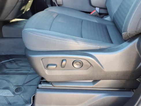 Used 2024 Chevrolet Silverado 2500 Custom w/ Custom Convenience Package image 13