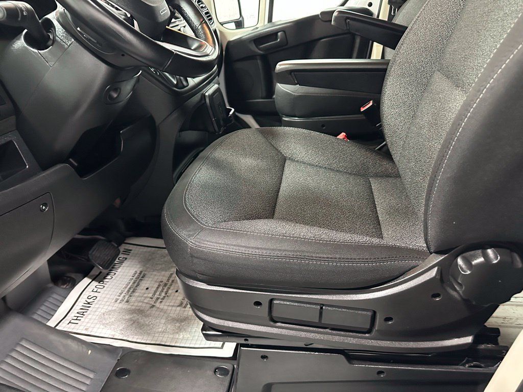 Used 2022 RAM ProMaster 3500 w/ Premium Convenience Group (B) FWD image 13