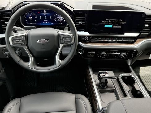 New 2026 Chevrolet Silverado 1500 LT Trail Boss w/ LT Trail Boss Premium Package AWD/4WD image 11