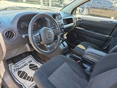 Used 2015 Jeep Compass Sport w/ Power Value Group image 9