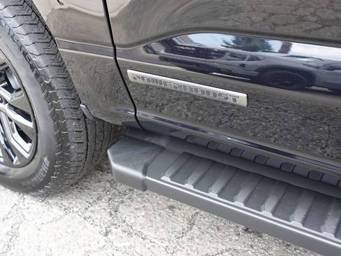 Used 2024 Ford F150 Lariat AWD/4WD image 14