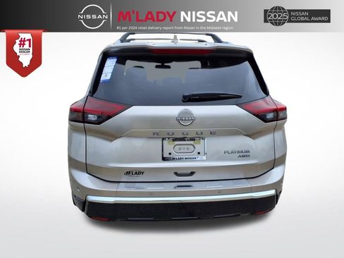 New 2025 Nissan Rogue Platinum w/ Platinum Premium Package image 6