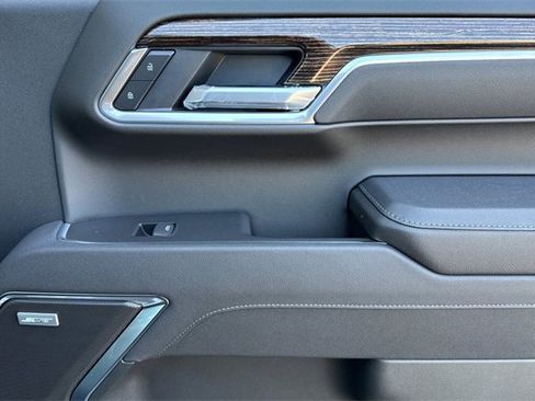 New 2025 GMC Sierra 1500 Elevation w/ Elevation Premium Package image 19