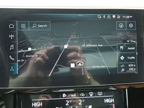 Used 2019 Audi e-tron Prestige w/ Prestige Package image 16
