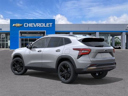 New 2026 Chevrolet Trax ACTIV image 3