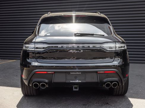 Certified 2023 Porsche Macan S AWD/4WD image 9