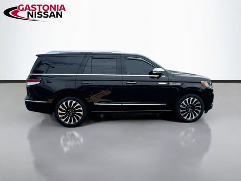 Used 2022 Lincoln Navigator Black Label AWD/4WD image 10