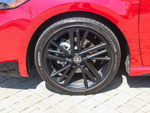 Used 2026 Toyota Camry Hybrid w/ Multimedia Upgrade Package image 15