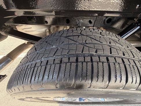 Used 2019 Ford F150 XLT w/ Equipment Group 302A Luxury AWD/4WD image 14