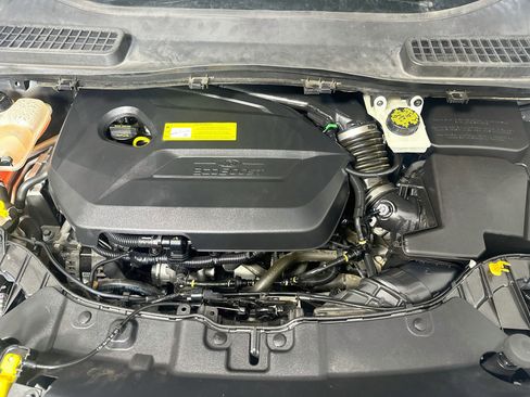 Used 2015 Ford Escape Titanium FWD image 33