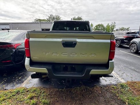 Used 2024 Toyota Tacoma TRD Sport w/ TRD Sport Upgrade Package RWD image 6