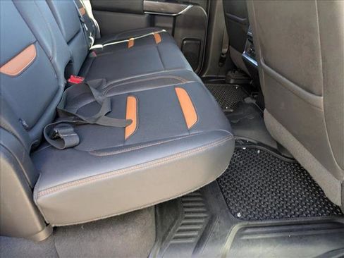 Used 2022 GMC Sierra 2500 AT4 w/ AT4 Premium Plus Package image 24