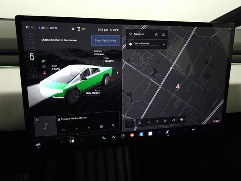 Used 2024 Tesla Cybertruck AWD Crew Cab image 34