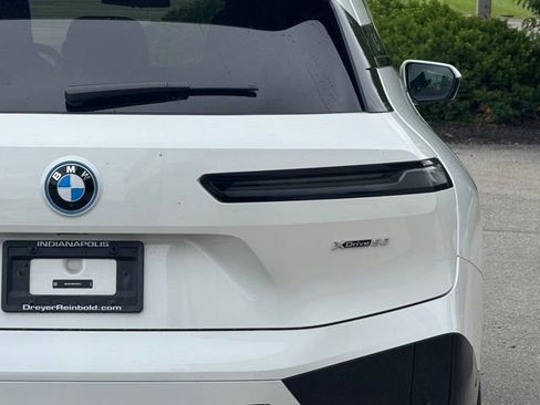 Certified 2025 BMW iX xDrive50 w/ Sport Package AWD/4WD image 7