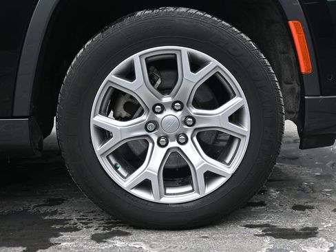 Used 2022 Jeep Wagoneer Series II image 13