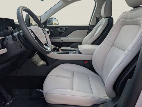 New 2026 Lincoln Aviator Reserve image 13