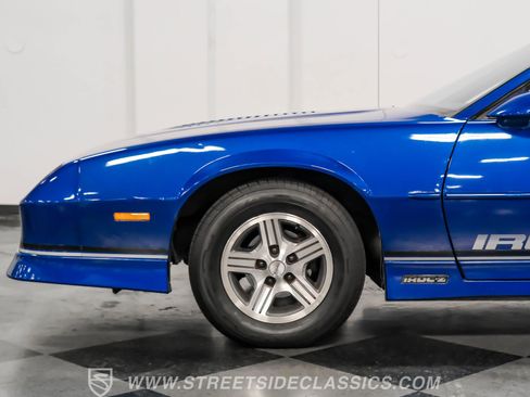 Used 1989 Chevrolet Camaro IROC-Z image 23