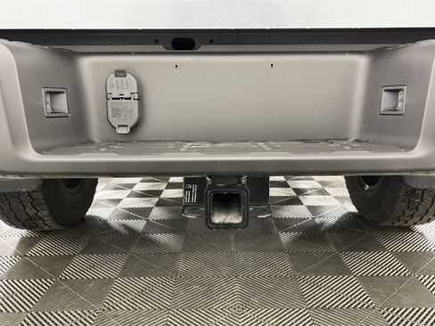 Used 2026 Nissan Frontier PRO-4X w/ Pro Premium Package image 8