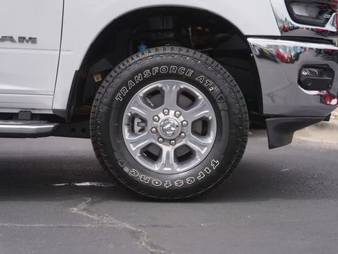 Used 2025 RAM 2500 Big Horn AWD/4WD image 4