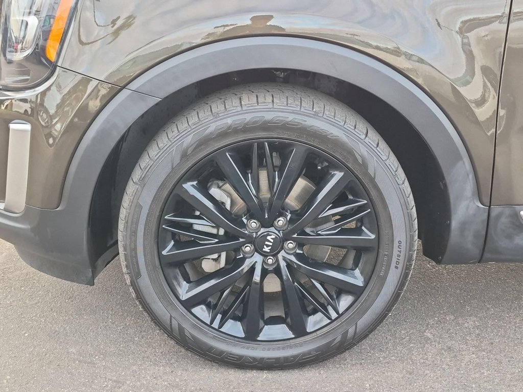 Used 2020 Kia Telluride SX w/ Towing Package FWD image 34
