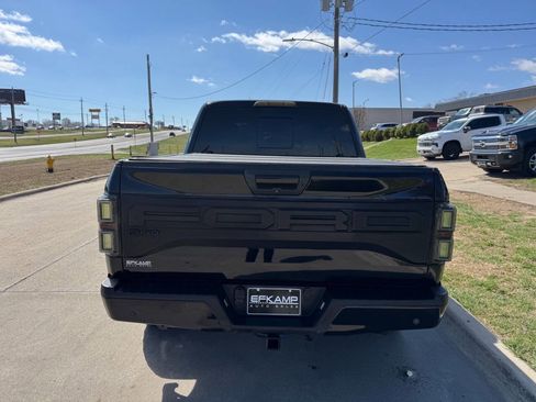 Used 2017 Ford F150 XLT w/ Equipment Group 302A Luxury image 4