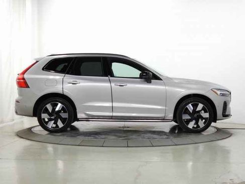 Certified 2024 Volvo XC60 T8 Ultimate w/ Protection Package Premier image 14