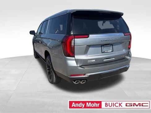 New 2026 GMC Yukon XL Denali w/ Sun & Power Step Package AWD/4WD image 10